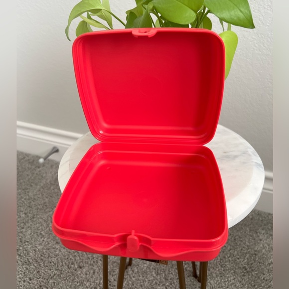 Tupperware Lunch Set - Picture 9 of 12